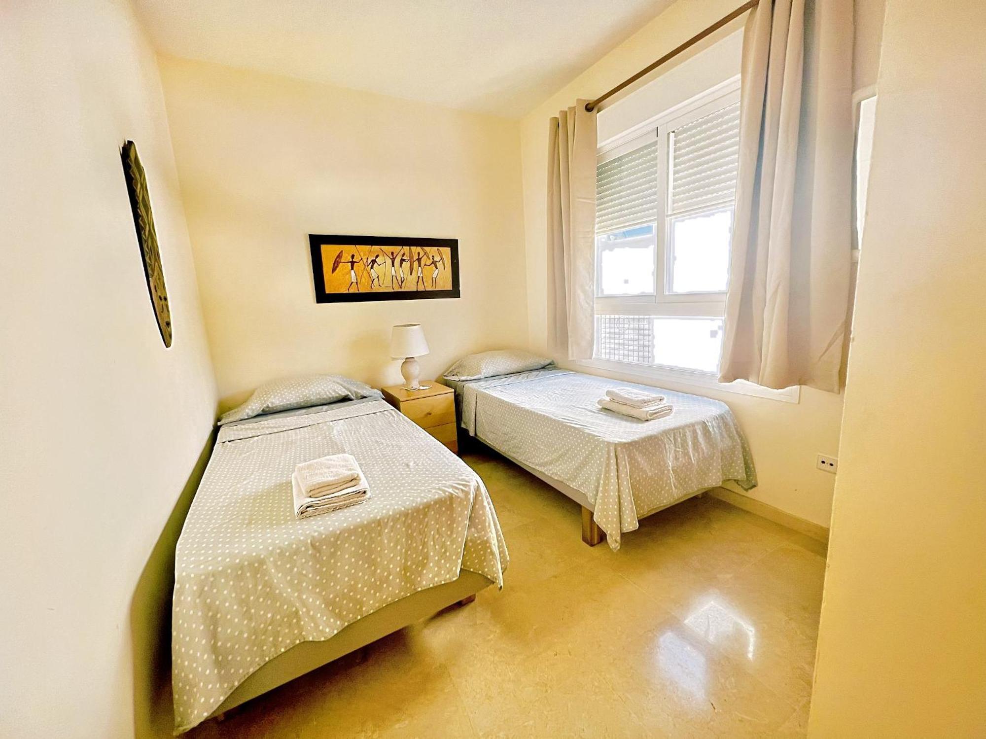 Beautiful Apartment With Pools, Playground And Paddle Tennis - Family Friendly And Near Vithas Hospital - Free Parking In Garage Бенальмадена Экстерьер фото